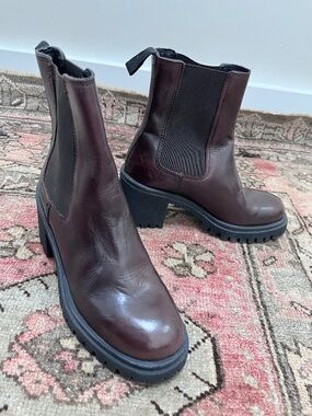 L'idea Boutique Brown Lug-Heeled Boot - Size 37